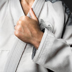 Hayabusa Lightweight Jiu Jitsu Gi - Tveir litir