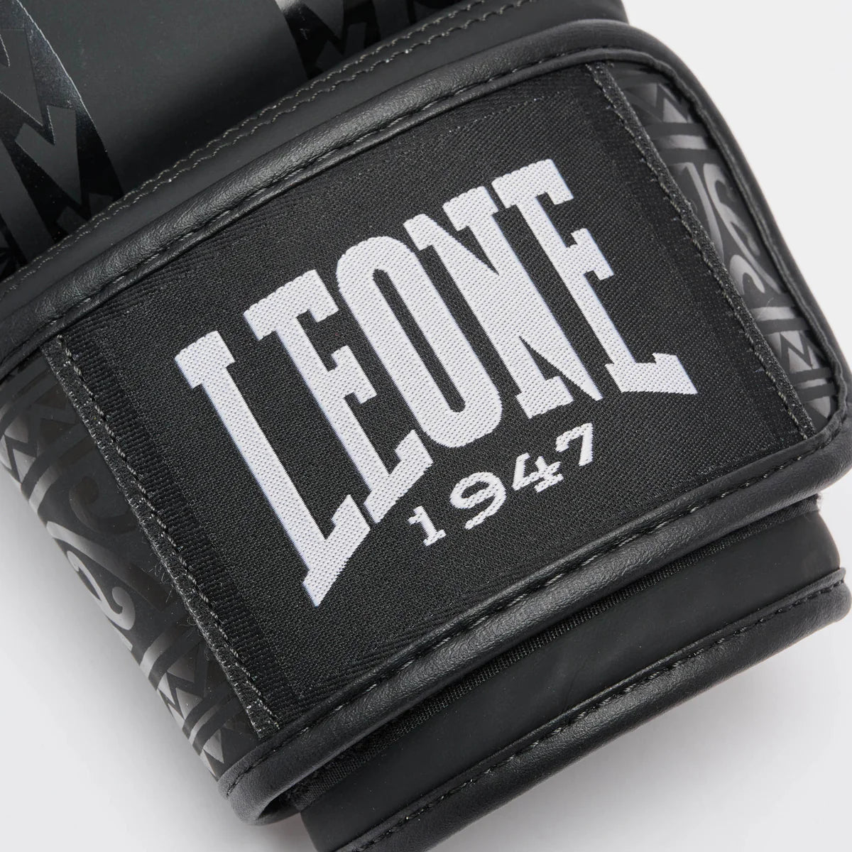 Leone HAKA Boxhanskar - Svartir